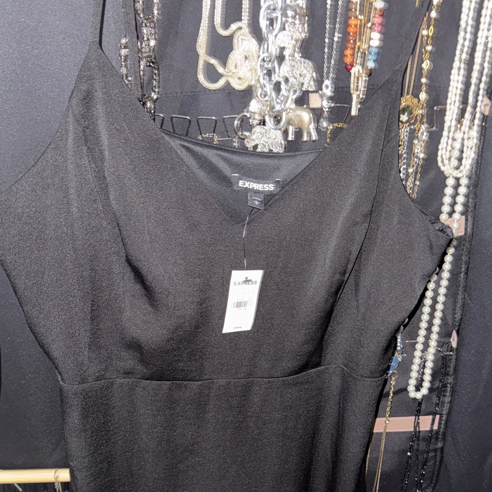 Express Black Ruffled Mini Dress - Picture 4 of 6